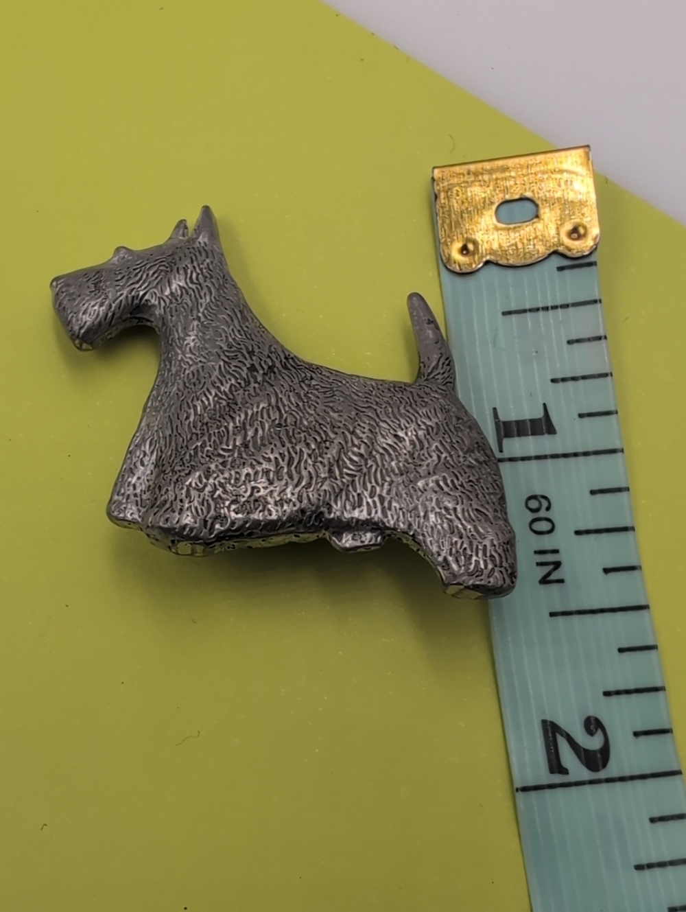 Scottish Terrier Dog Pet Brooch Pin Gunmetal Grey Silvertone EUC Celtic Pin C54 - Picture 7 of 7